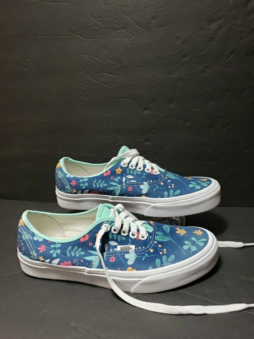 VANS Canvas Floral Lace Up Unisex Sneakers Women 9/Men 7.5